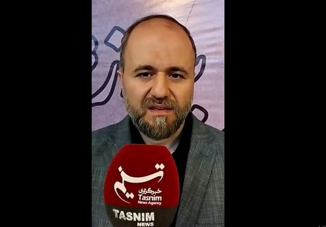 شهید رئیسی معتقد بود که نباید در برابر هیچ کشوری دست تسلیم بالا برد