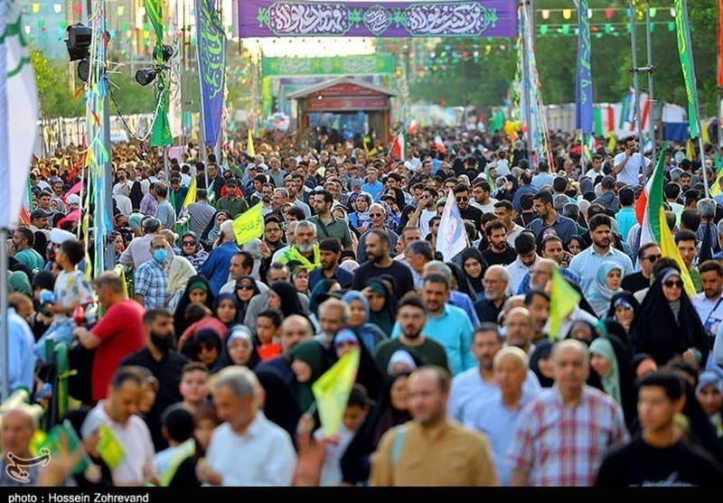 ببینید| تا چند سال هم لازم باشد در تجمعات شبانه شرکت می‌کنیم