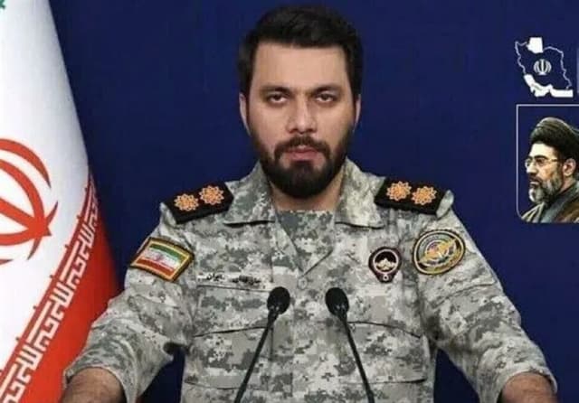هیچ کشتی بدون مجوز و نظارت ایران امکان تردد امن را از تنگه هرمز ندارد