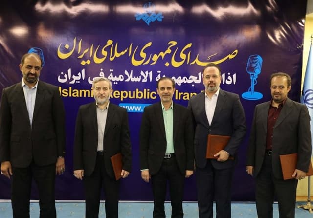مجری تلویزیون مدیر رادیو قرآن شد