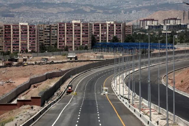 آزادراه شهید شوشتری در تهران پس از 18 سال افتتاح شد