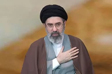 رهبر انقلاب: ملت در حمایت عملی از معلمان و کارگران وارد میدان شود / کسب‌وکار‌ها از تعدیل نیرو پرهیز کنند و دولت از این عمل پشتیبانی کند
