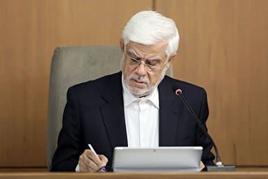 عارف: قهرمانی جوانان وزنه‌بردار ایران، تجلی امید و مقاومت در برابر فشار‌های دشمنان است