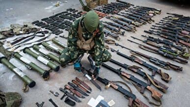 کشف سلاح و مهمات از راکب و ترک‌نشین یک دستگاه موتور سیکلت