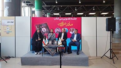 رمان باید از دل یک سؤال شکل بگیرد / علی‌الله سلیمی: این اثر روایتگر مظلومیت «شهدای غریب» در اسارت است.