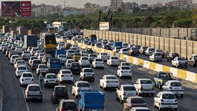 ترافیک سنگین در آزادراه‌های قزوین‑کرج‑تهران و ساوه‑تهران/ بارش باران در هراز و فیروزکوه