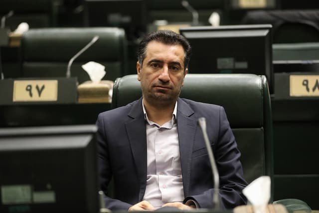 لزوم تدوین قواعد نوین حقوقی و بهره‌برداری حداکثری از مواهب اقتصادی تنگه هرمز