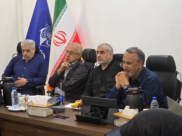 مديريت تنگه هرمز خط قرمز جمهوري اسلامي ايران است