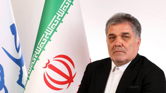 تفکیک واقعیت‌های سلامت از فضاسازی‌های رسانه‌ای؛ رصد مستمر زنجیره تأمین دارو و لوازم مصرفی پزشکی در کمیسیون بهداشت مجلس/نظام سلامت با برنامه‌ریزی در حال مدیریت شرایط است