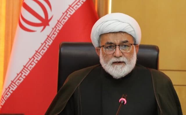 عزم مجلس براي مقابله با گران‌سازي و حمايت از توليد در شرايط جنگ جدي است/ ايرانيان خارج از کشور يک ظرفيت باارزش هستند