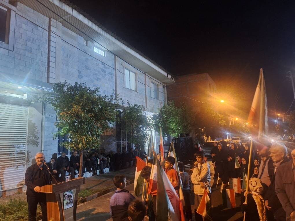 سخنراني ايري در تجمع مردمي روستاي دنگلان و برگزاري ديدارهاي هفتگي با مردم غرب گلستان