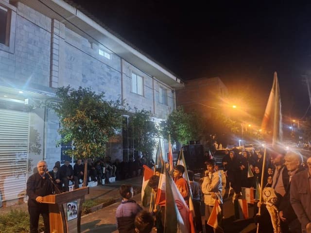 سخنراني ايري در تجمع مردمي روستاي دنگلان و برگزاري ديدارهاي هفتگي با مردم غرب گلستان