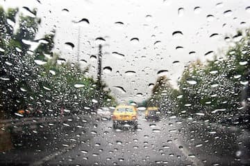 تداوم بارندگي در کشور همراه با هشدار سيلاب در 6 استان/ کاهش دما در نيمه شمالي