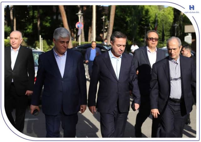 پيشگامي بانک صادرات ايران در بازسازي اکوسيستم دانش‌بنيان؛ حمايت راهبردي از آموزش عالي و پيوند دانشگاه، صنعت و اقتصاد در دوران پساجنگ/ تأکيد قربان اسکندري بر توسعه آموزش عالي در دوران پساجنگ با رويکرد حمايت بانکي از اقتصاد دانش‌بنيان و فناوري