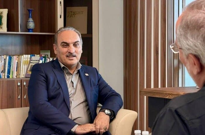 پيگيري مطالبات کشاورزان و دامداران سيستان در ديدار فرهاد شهرکي با قائم‌مقام وزير جهاد کشاورزي/تاکيد بر نقش محوري کشاورزي و دامداري در معيشت مردم منطقه