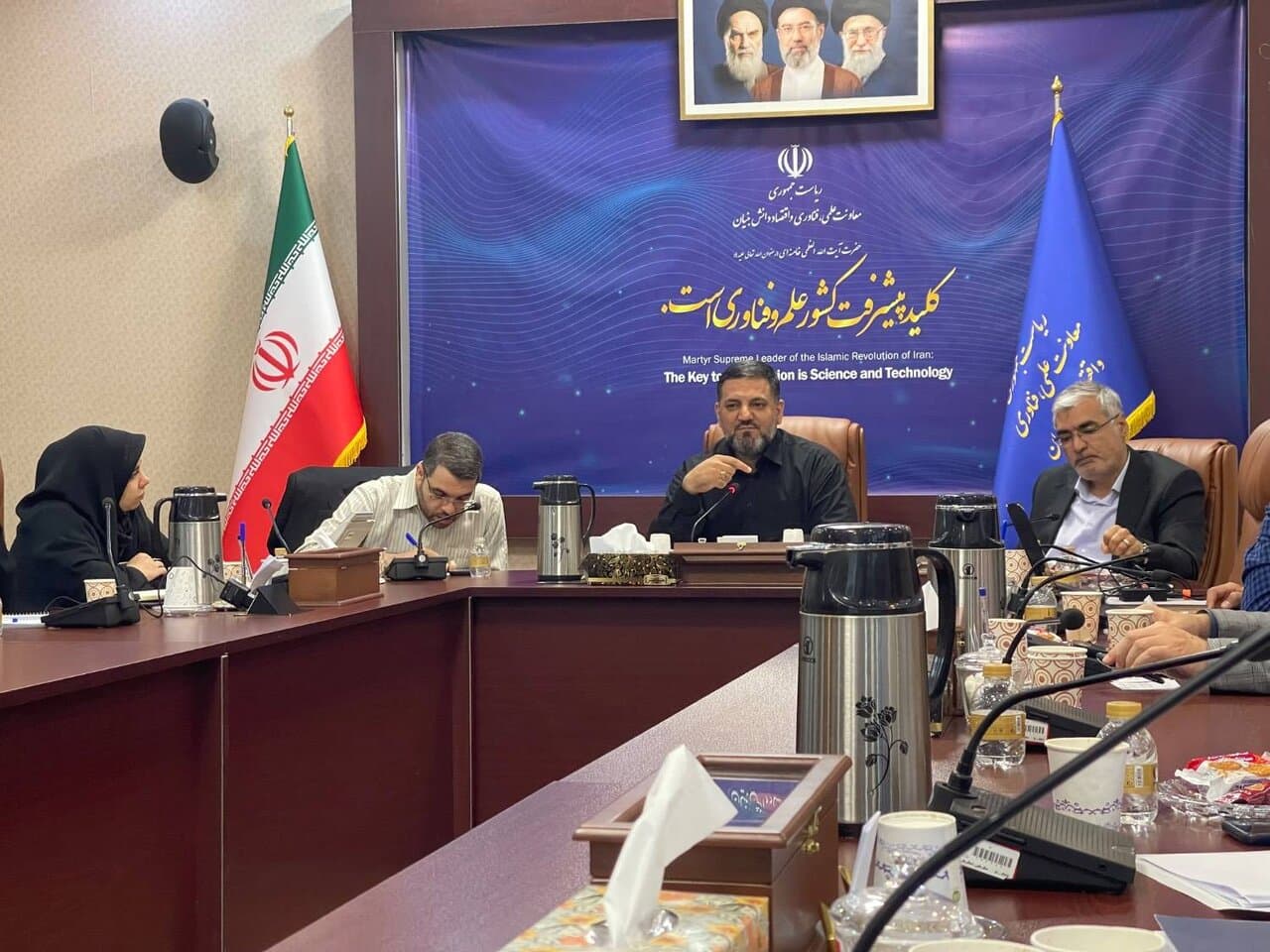 نقشه راه تاب‌آوري شرکت‌هاي دانش‌بنيان در دوران پساجنگ تدوين مي‌شود/ مجلس براي صيانت از نخبگان و زيرساخت‌هاي علمي وارد فاز عملياتي شد