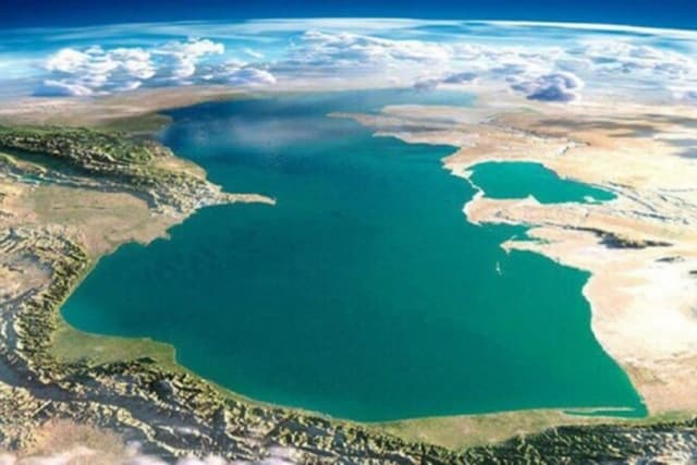 دریای خزر در آستانه بحران؛ هشدار درباره کاهش آب و آلودگی