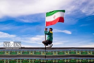 کارگران؛ مجاهدان جبهه تولید ملی و ستون‌های استوار اقتصاد مقاومتی