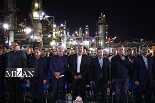 بازدید وزیر کار از شیفت شب ایرانول و تجلیل از کارگران به مناسبت روز کارگر