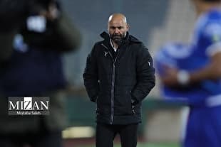 سهراب بختیاری‌زاده سرمربی استقلال ماند