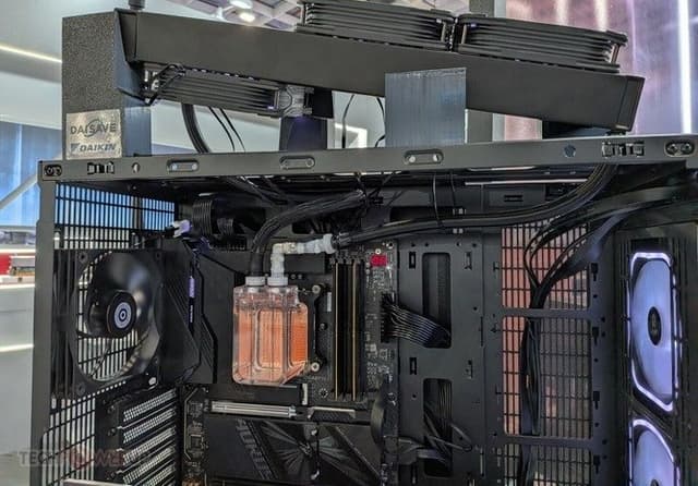 اولین کولر مایع بدون پمپ دنیا معرفی شد؛ گرمای CPU خود عامل حرکت مایع می‌شود