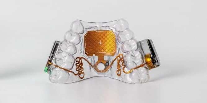 MouthPad معرفی شد؛ فناوری که زبان انسان را به یک ماوس بی‌سیم تبدیل می‌کند