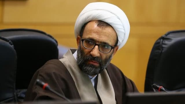 عضو هیأت رئیسه مجلس: تصمیمات مربوط به اینترنت با امضای خود رئیس‌جمهور است 