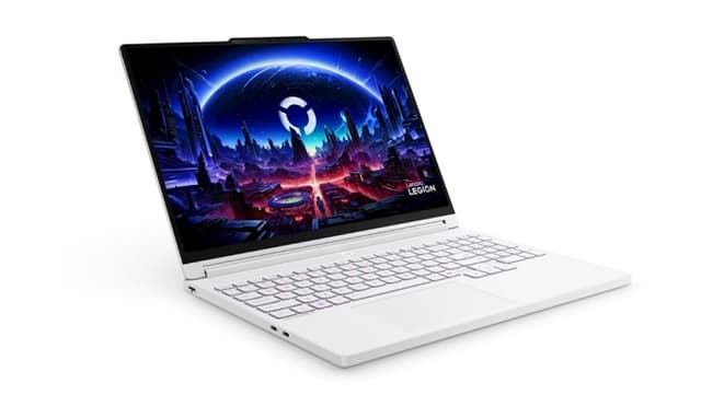 لنوو لپ‌ تاپ ‌های گیمینگ Legion Y7000X 2026 را با پردازنده‌ Core Ultra اینتل و گرافیک RTX 50 انویدیا معرفی کرد 