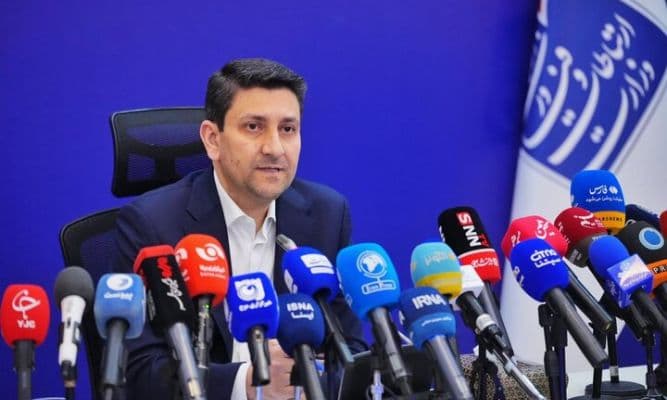 وزیر ارتباطات: در دوران جنگ، حجم ترافیک استارلینک با ترافیک اینترنت بین‌الملل کشور برابر شد