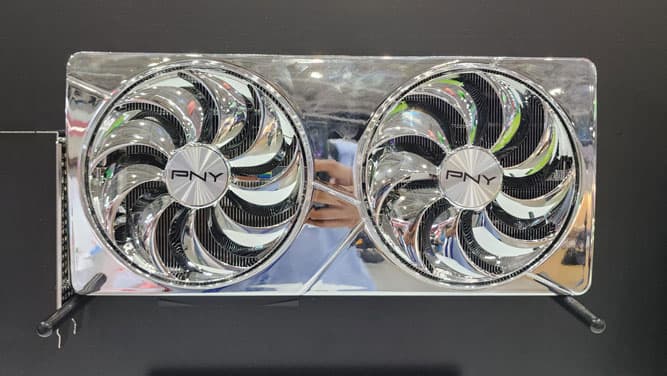 خطرناک‌ترین کارت گرافیک دنیا معرفی شد؛ RTX 5080 با فن‌های فلزی و لبه‌های تیز