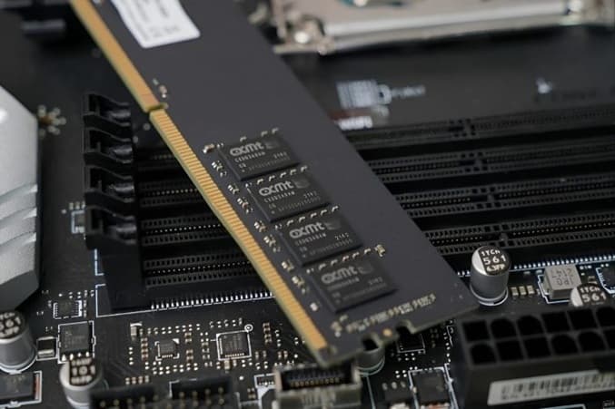 رقابت شانه به شانه با SK Hynix و سامسونگ؛ سرعت حافظه‌های رم DDR5 چینی به 8000 MT/s رسید