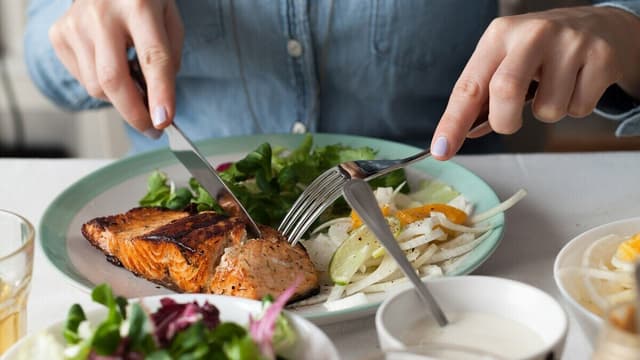این غذاهای کم کالری همیشه شما را سیر نگه میدارد