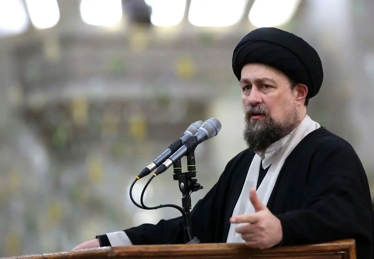 سید حسن خمینی: مخالفان شهید لاریجانی، وی را بسیار ناجوانمرادنه هدف قرار میدادند/ ایشان آنچه به ذهنش صحیح بود را بیان میکرد و روی آن میایستاد/ همگان او را به عنوان فرد باهوشی میدانستند که در امور تبدیل به محور میشود