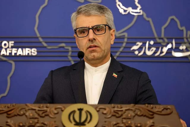 سخنگوی وزارت خارجه: پیشنهاد آمریکا از سوی ایران در حال بررسی است/ پس از جمعبندی، نقطه نظرات خود را به طرف پاکستانی منتقل میکنیم