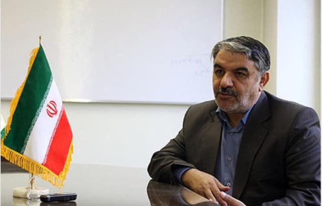 نعیمیپور: اگر اقلیت پرهیاهو روند فعلی را ادامه دهد به سوژه امنیتی بدل میشود