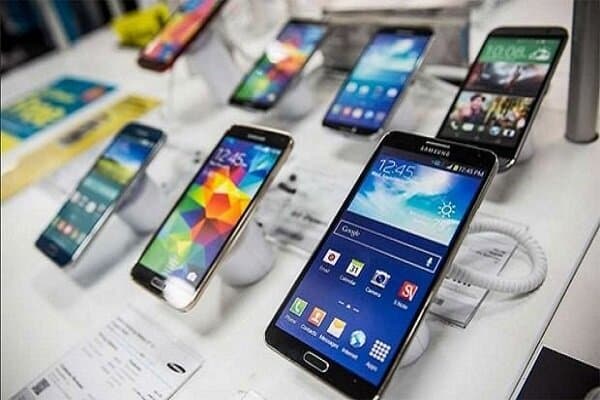 گزارش ایسنا از بازار موبایل/ از جهش ۹۰ درصدی میانردهها تا تداوم گرانی آیفون