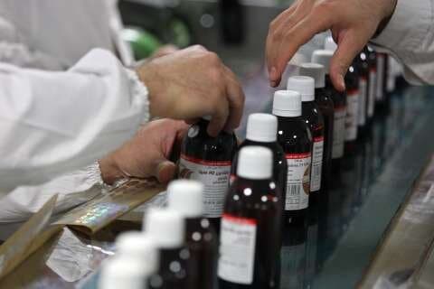 تضاد منافع در زنجیره تامین دارو؛ به داد تولیدکنندگان مواد موثره دارویی برسید