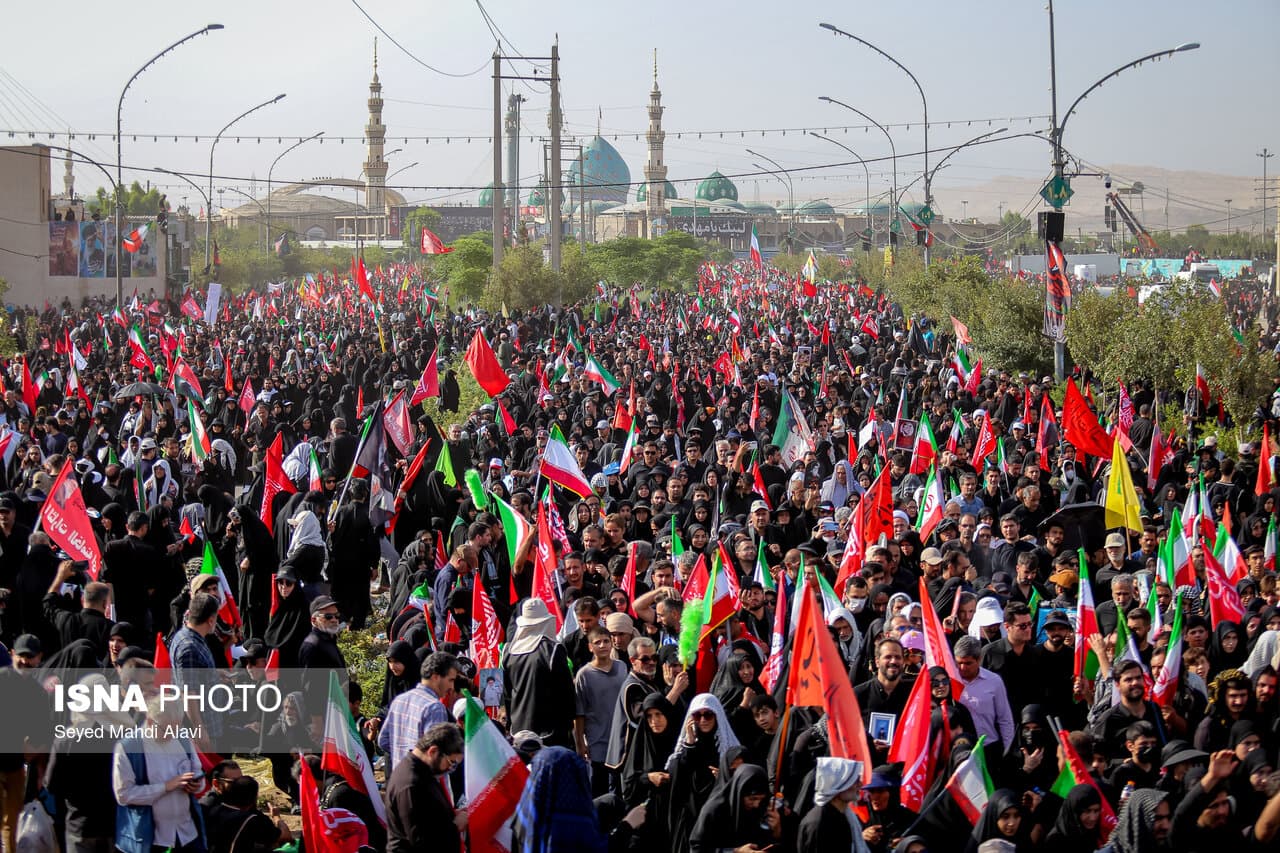 ارائه بیش از ۴۰۰۰ خدمت درمانی به زائران رهبر شهید در قم/ گرمازدگی علت ۹۰ درصد مراجعات