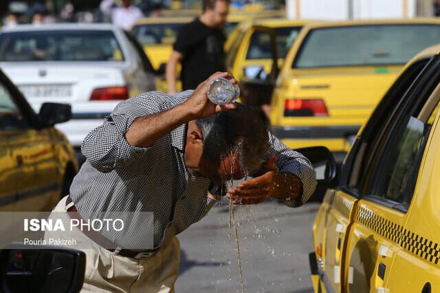 ماندگاری هوای گرم در تهران تا دوشنبه