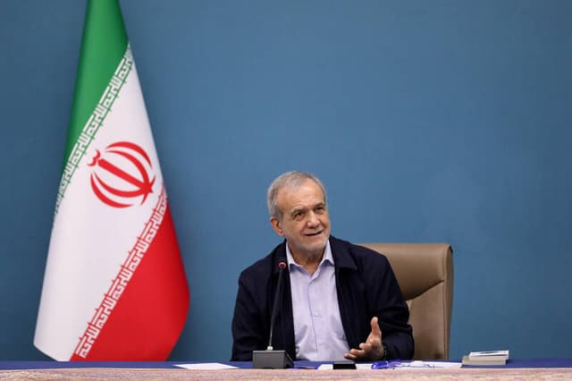 پزشکیان: تداوم محاصره دریایی غیرقابل تحمل است