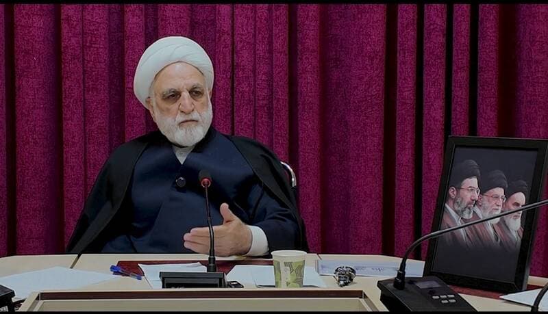 از کسی که آب به آسیاب دشمن میریزد نگذریم/ دنبال تشکیل پرونده کیفری و صدور حکم قضایی برای همه افراد نیستیم