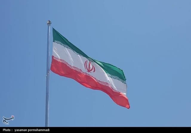 حرکت بسوی هدف مقدس ایران باید برای همه ایرانیان باشد