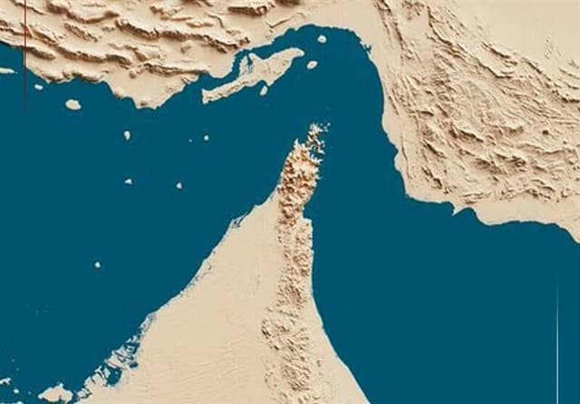 بررسی ۱۲ طرح مربوط به مدیریت تنگه هرمز در کمیسیون امنیت ملی