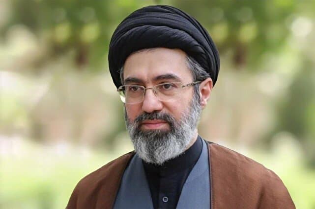 رهبر انقلاب: معلمان و کارگران مؤثرترین حلقهِ نبرد فرهنگی و اقتصادی خواهند بود