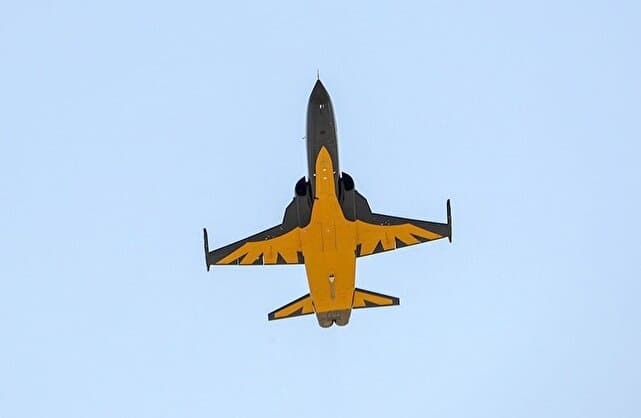 شاهکار جذاب خلبان ایرانی؛ بمباران پایگاه بوهرینگ آمریکا توسط اف۵ ایرانی با پشتیبانی موشکی و پهپادی