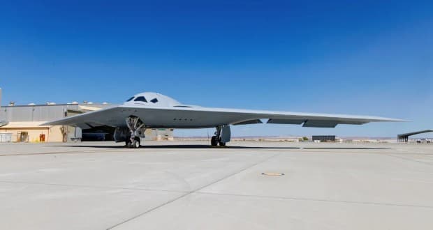 چرا تولید بمبافکن پنهانکار B-21 Raider روی عدد 100 متوقف شده است؟
