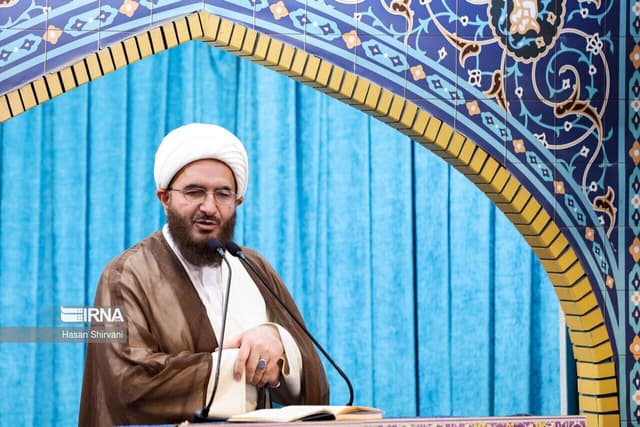 خطیب جمعه تهران: در میانه جنگ مستقیم و رویارویی بیپرده حق و باطل قرار داریم