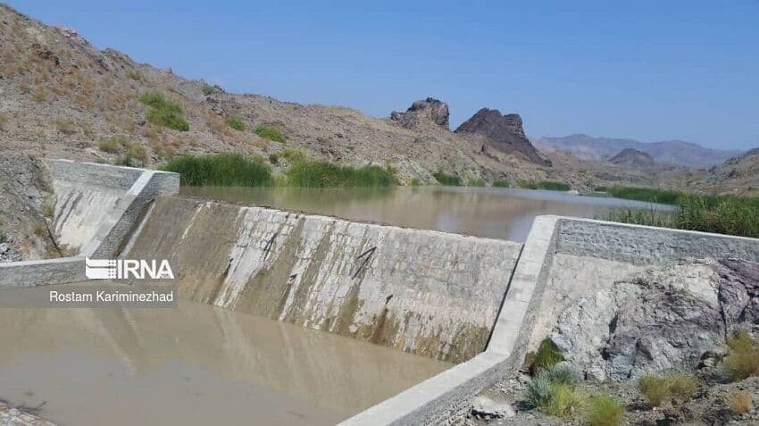 معاون سازمان منابع طبیعی: طرحهای آبخیزداری تبخیر منابع آبی را ۱۰ درصد کاهش داد