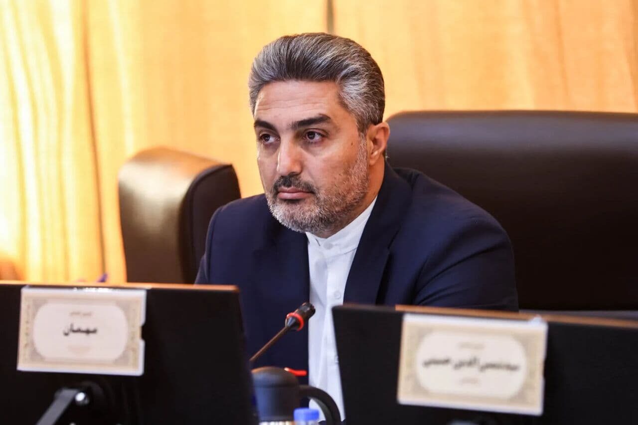 بررسی بودجهریزی عملیاتی بر اساس عملکرد، توسط مجلس و سازمان برنامه و بودجه