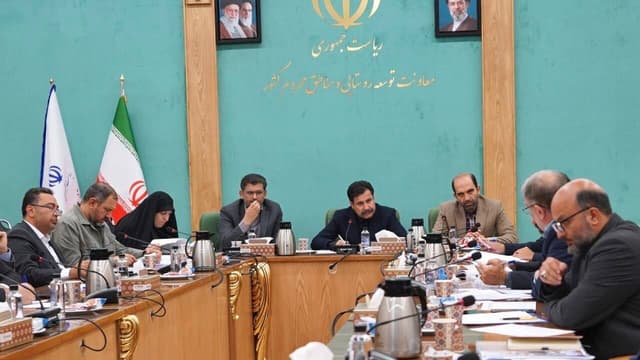 معاون رئیسجمهور: قدردانی از مردم نباید محدود به کلام باشد/ ایران را بهتر از گذشته بسازیم